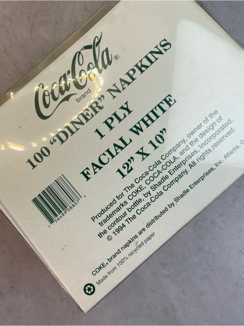 Coca Cola Cream Napkins with Red Logo Row - Picture 5 of 5
